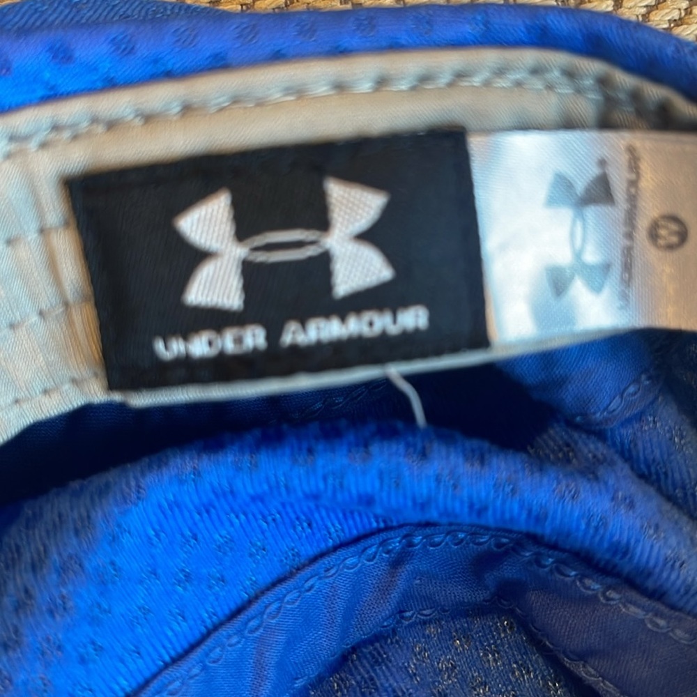 Under Armour Baseball Cap - Picture 6 of 8